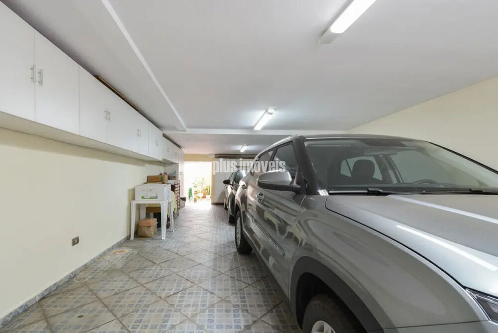 Casa à venda com 3 quartos, 244m² - Foto 8