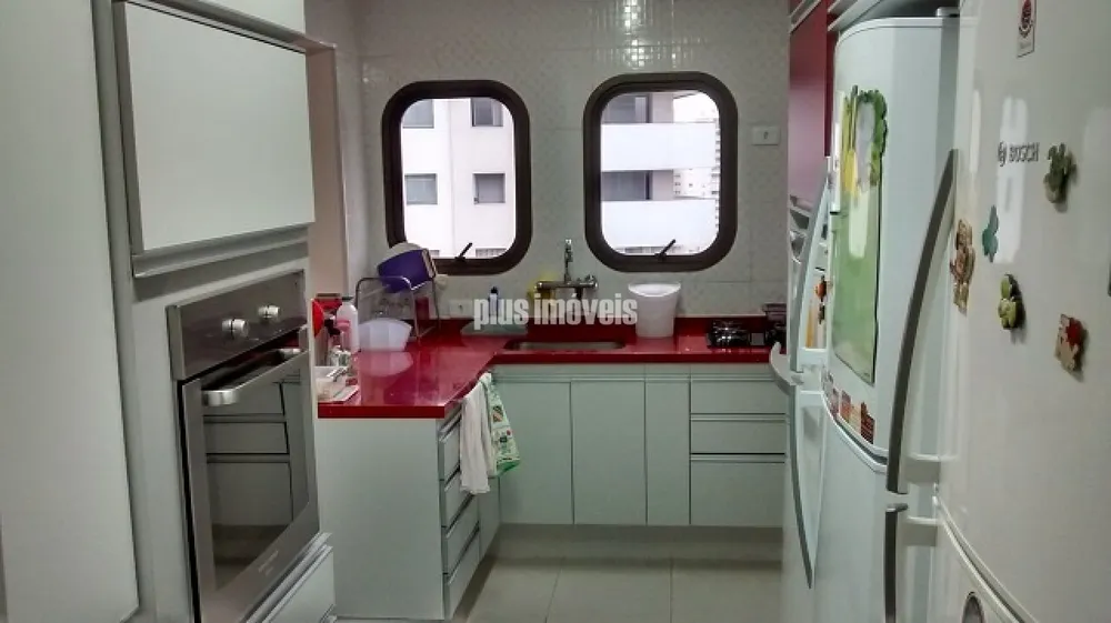 Apartamento, 3 quartos, 180 m² - Foto 1