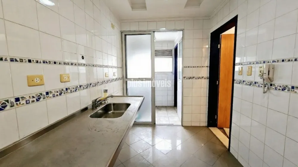 Apartamento, 3 quartos, 210 m² - Foto 1