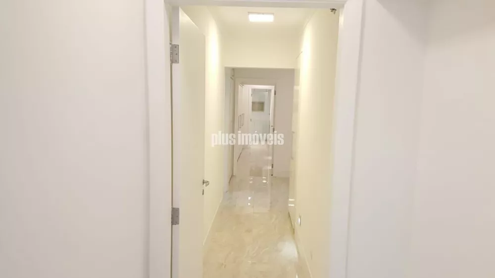 Apartamento à venda com 3 quartos, 200m² - Foto 4