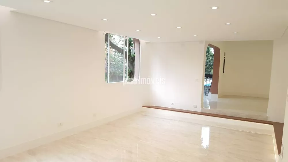 Apartamento à venda com 3 quartos, 200m² - Foto 5