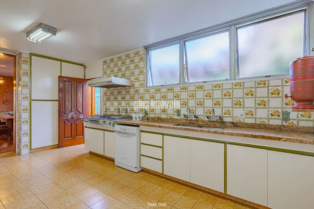 Casa, 3 quartos, 589 m² - Foto 1