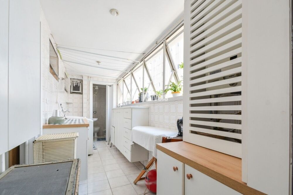 Apartamento à venda com 4 quartos, 161m² - Foto 6