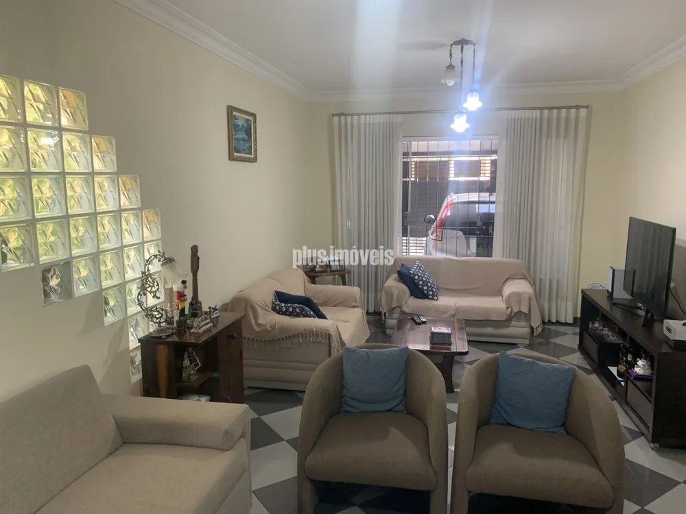Casa, 3 quartos, 222 m² - Foto 1