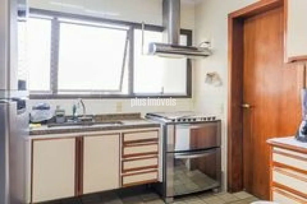 Apartamento, 4 quartos, 274 m² - Foto 1