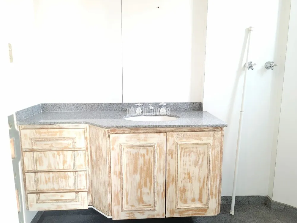 Apartamento, 3 quartos, 220 m² - Foto 3