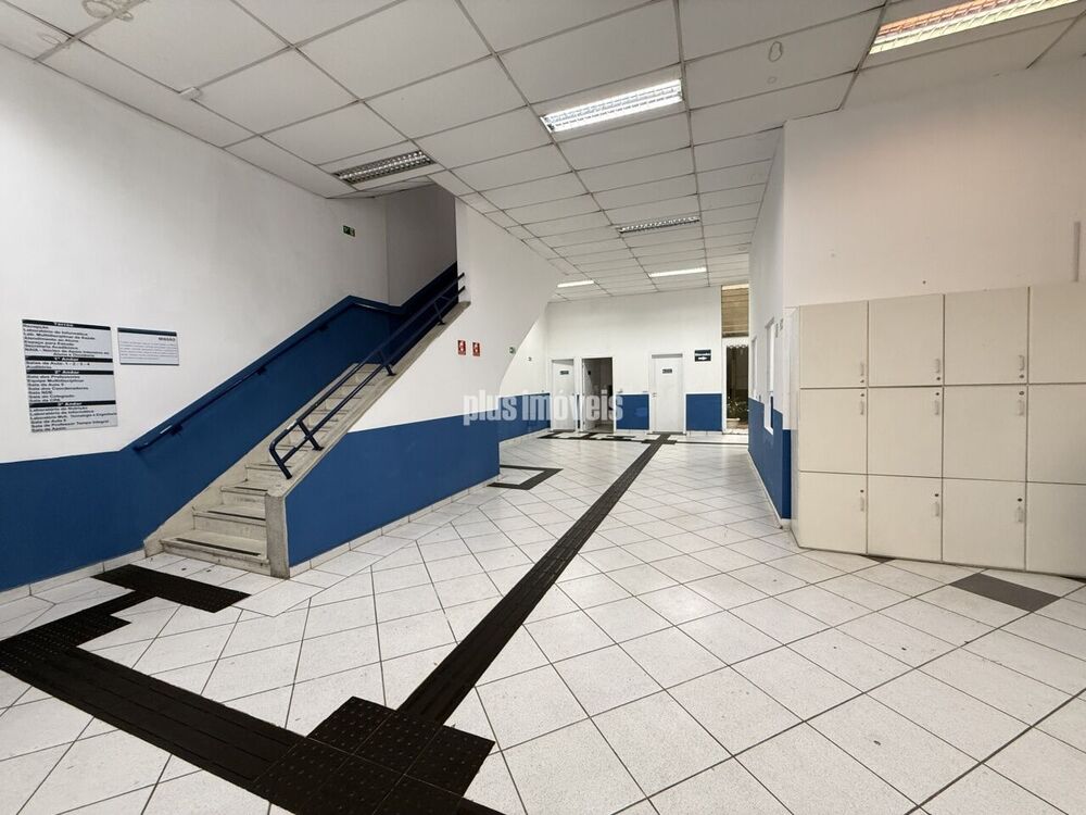 Prédio Inteiro, 2000 m² - Foto 1