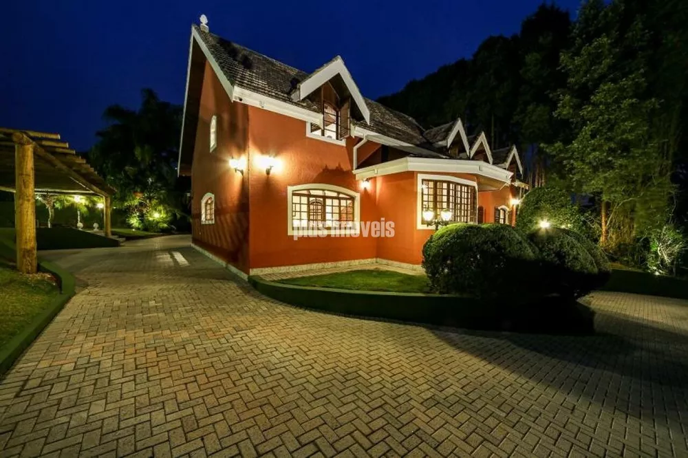 Casa de Condomínio à venda com 5 quartos, 650m² - Foto 2