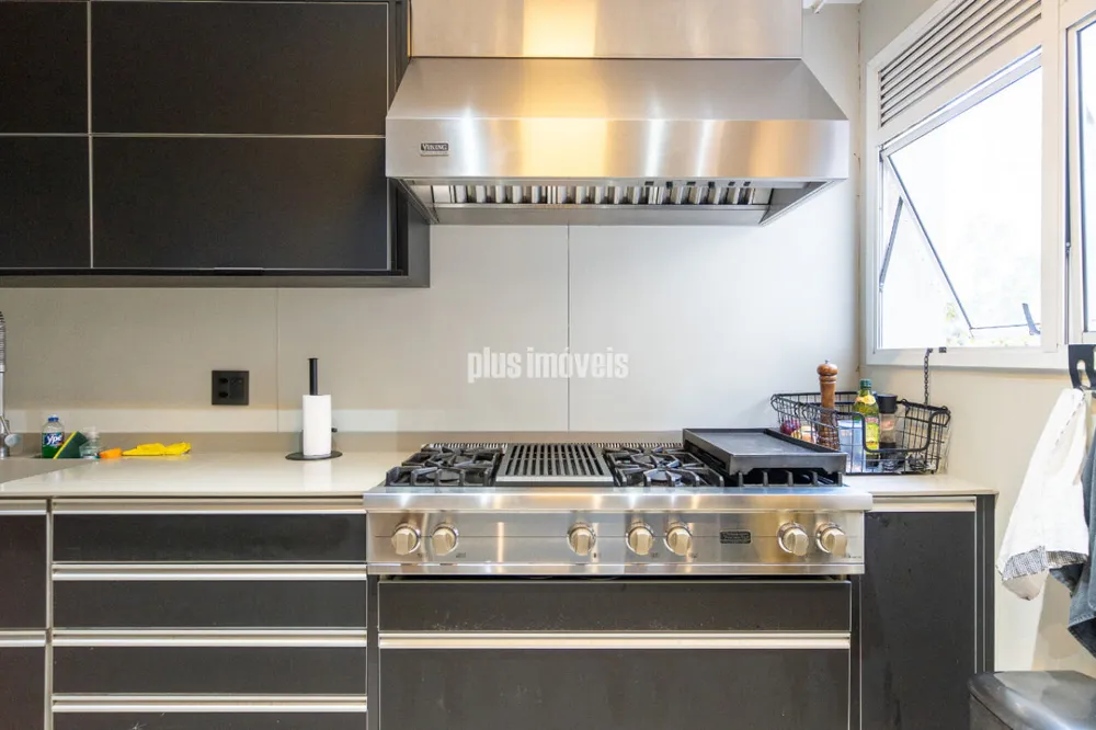 Apartamento, 3 quartos, 238 m² - Foto 2