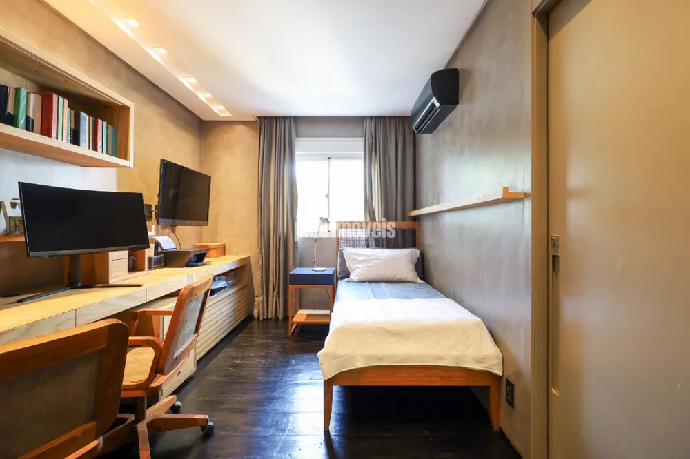 Apartamento, 3 quartos, 238 m² - Foto 1