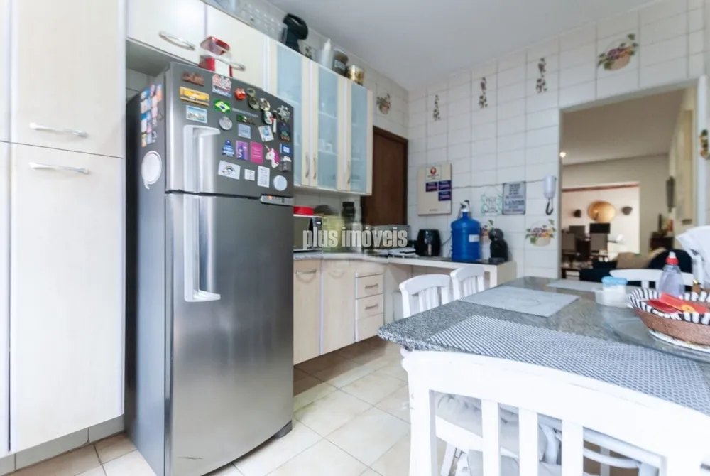 Apartamento, 3 quartos, 131 m² - Foto 2