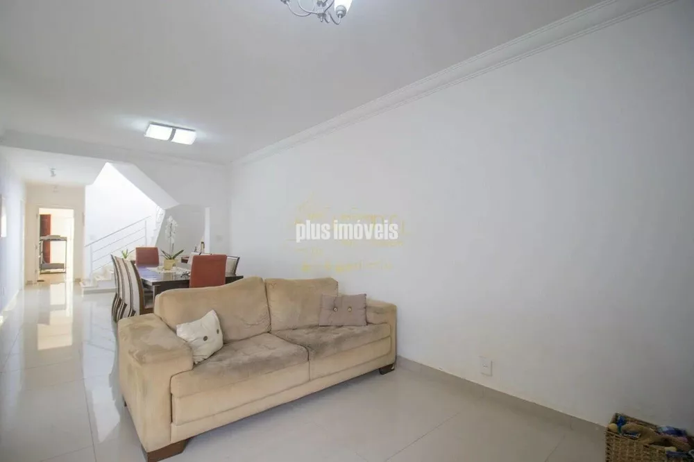 Casa de Vila à venda com 4 quartos, 329m² - Foto 7