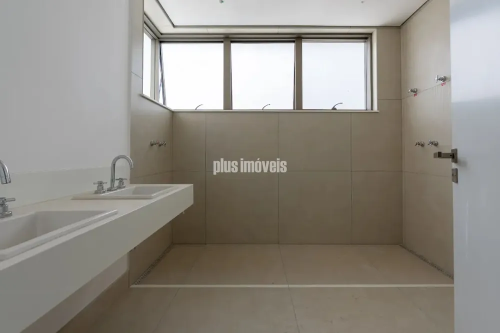 Apartamento, 3 quartos, 231 m² - Foto 2
