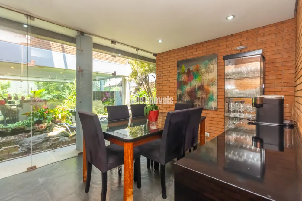Casa, 3 quartos, 311 m² - Foto 1