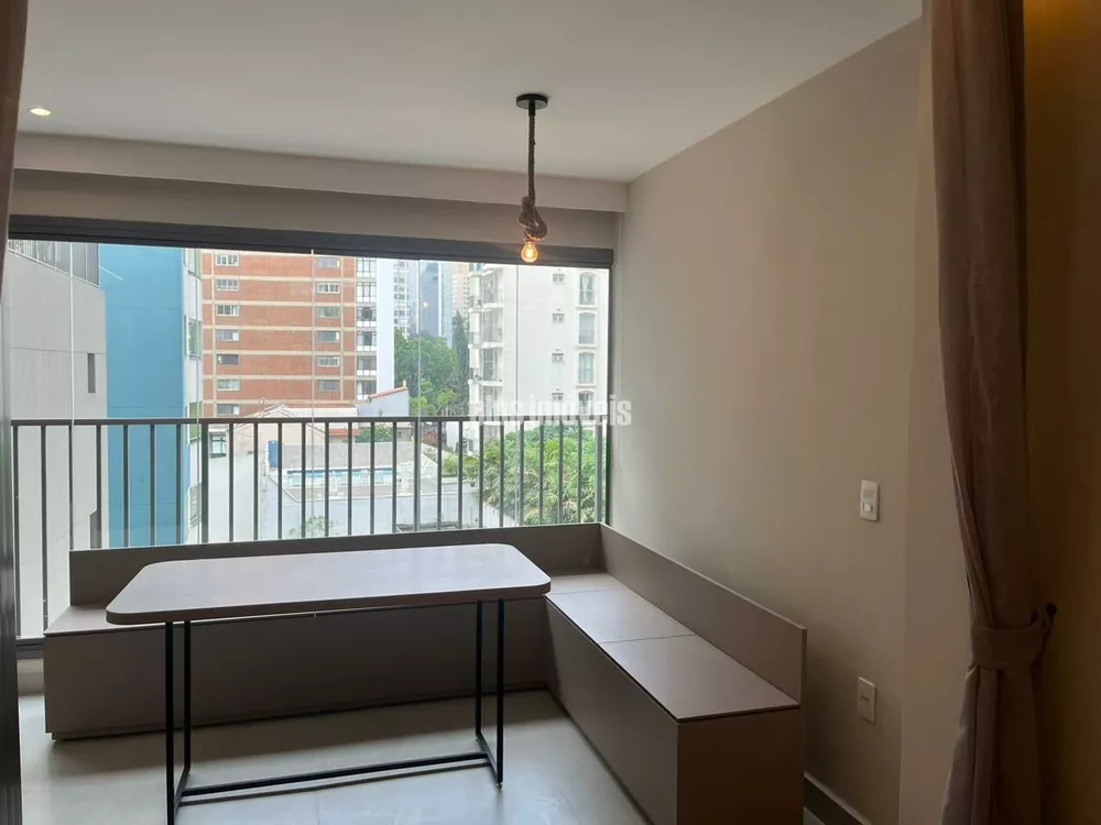 Apartamento à venda com 1 quarto, 42m² - Foto 1