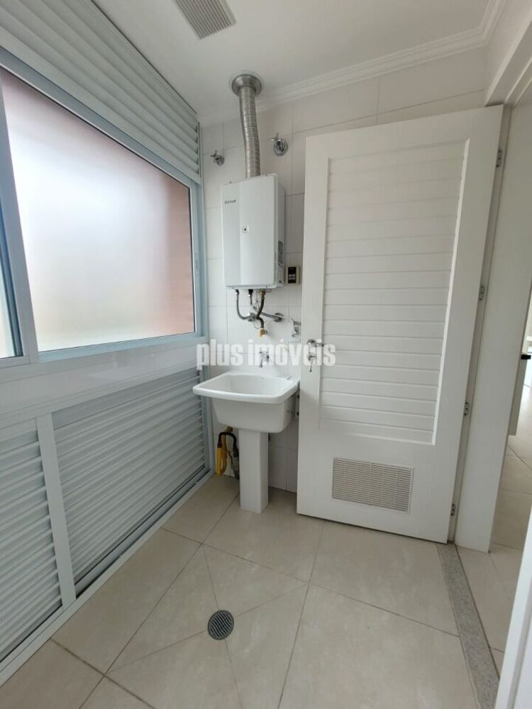 Apartamento à venda com 3 quartos, 119m² - Foto 2