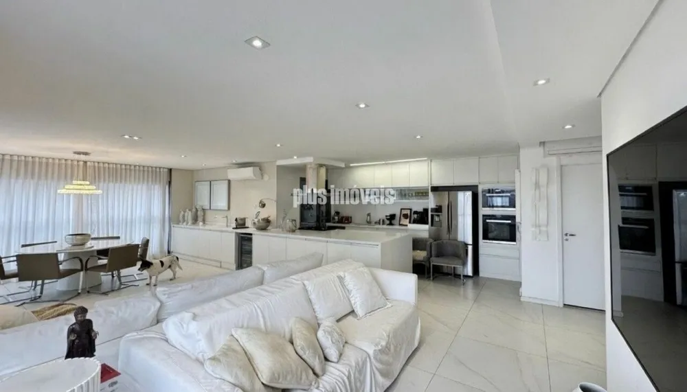 Apartamento, 3 quartos, 131 m² - Foto 1