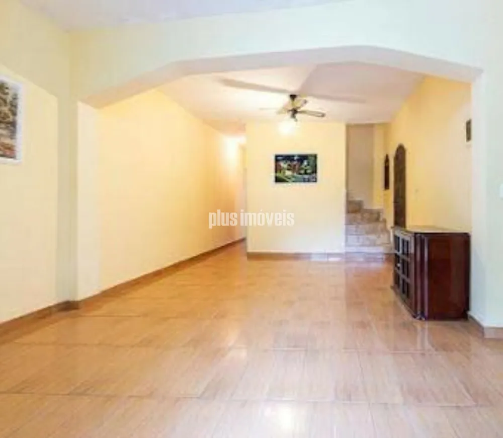 Casa, 3 quartos, 200 m² - Foto 2