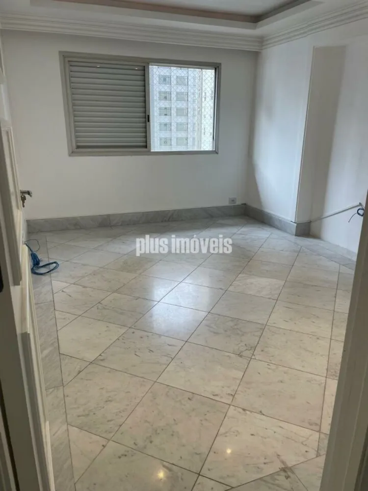 Apartamento, 3 quartos, 200 m² - Foto 2