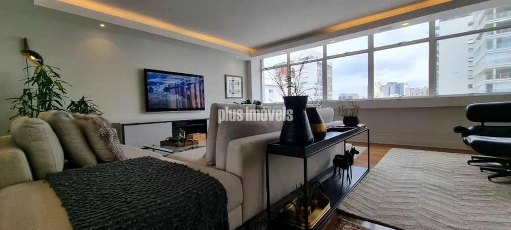 Apartamento à venda com 4 quartos, 225m² - Foto 4