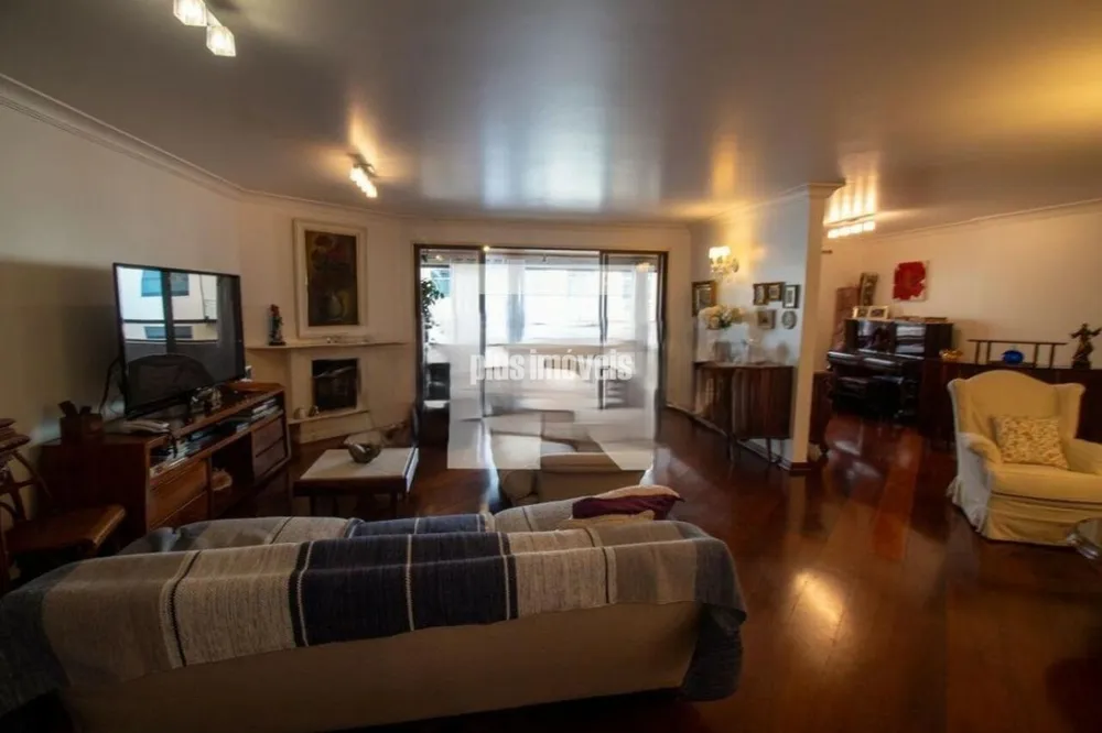 Apartamento, 3 quartos, 190 m² - Foto 1