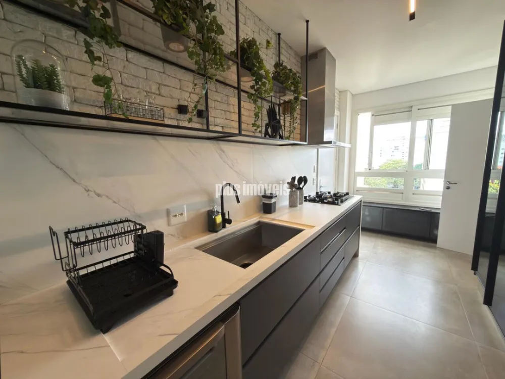 Apartamento, 3 quartos, 217 m² - Foto 1