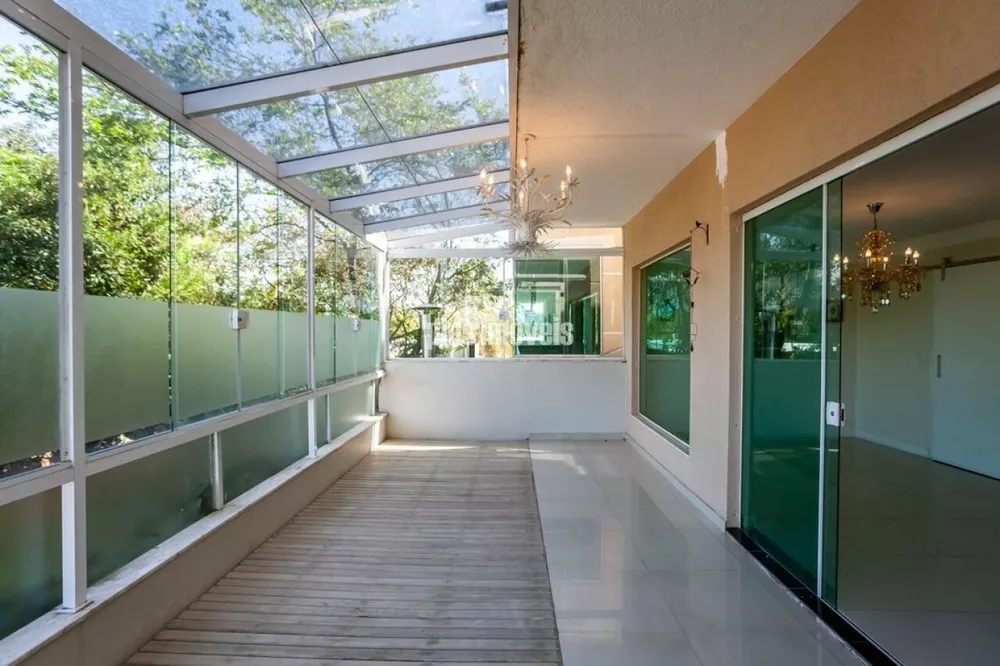 Casa de Condomínio à venda com 4 quartos, 250m² - Foto 6