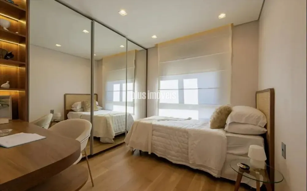 Apartamento, 3 quartos, 168 m² - Foto 1