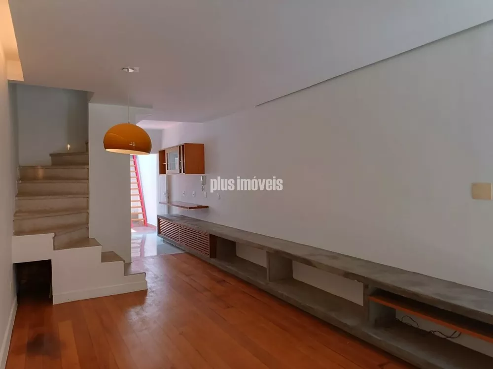 Casa de Vila à venda com 2 quartos, 100m² - Foto 3