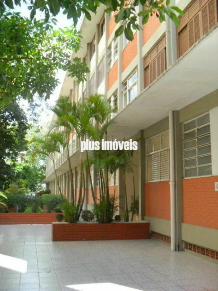 Apartamento à venda com 2 quartos, 70m² - Foto 1