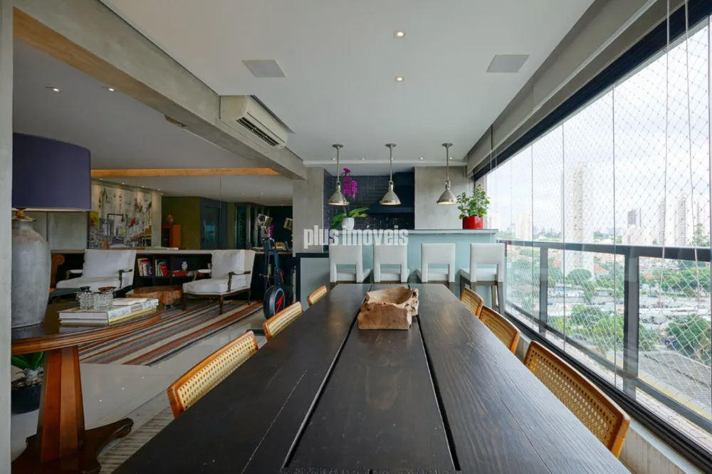 Apartamento, 3 quartos, 168 m² - Foto 1