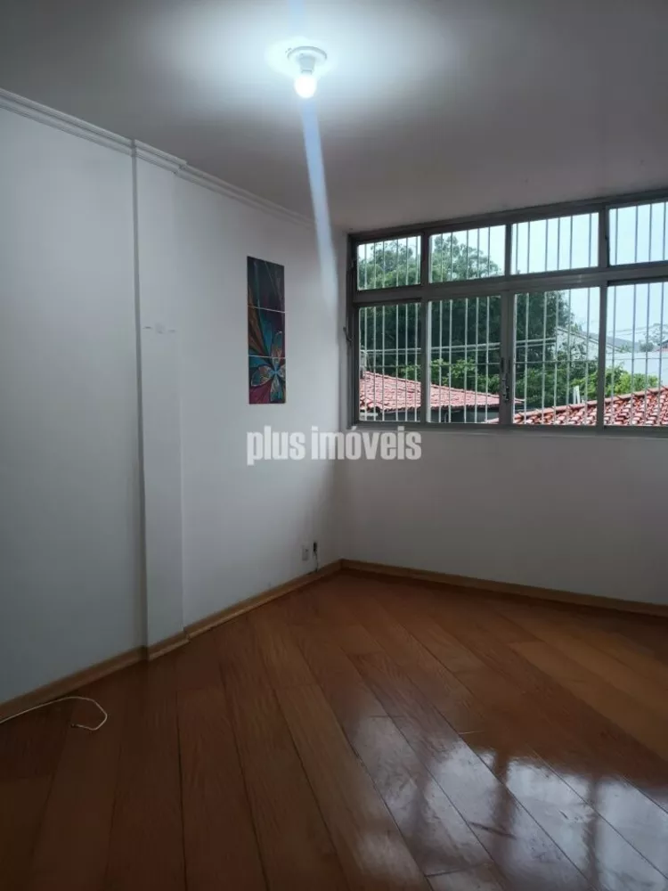 Apartamento à venda com 3 quartos, 70m² - Foto 1