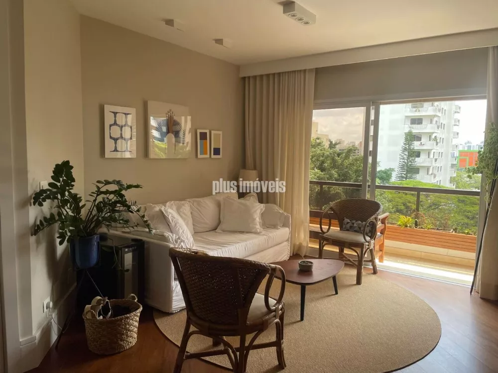 Apartamento à venda com 3 quartos, 110m² - Foto 2