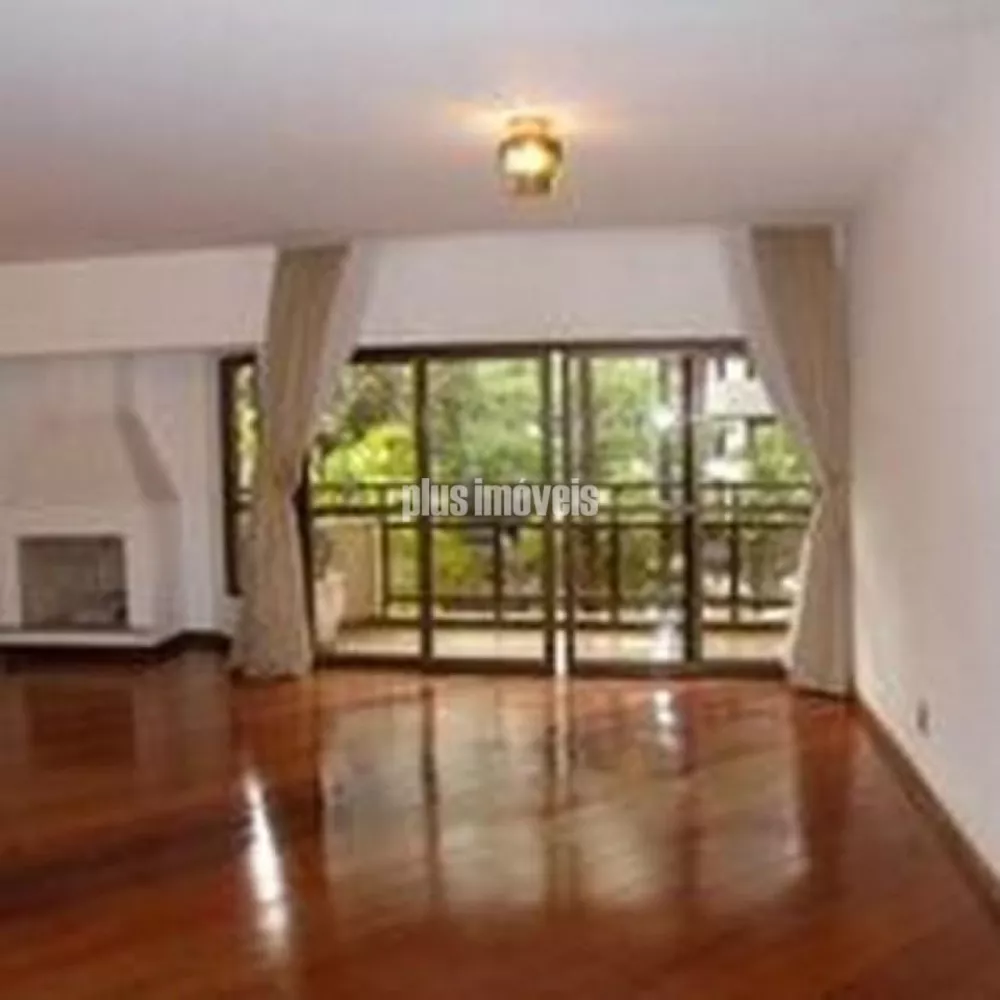 Apartamento à venda com 4 quartos, 217m² - Foto 1