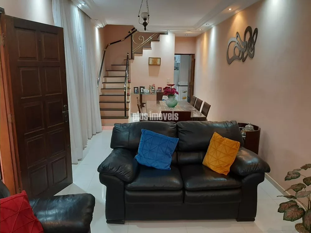 Casa à venda com 3 quartos, 360m² - Foto 4