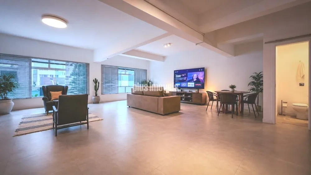 Apartamento, 1 quarto, 130 m² - Foto 1