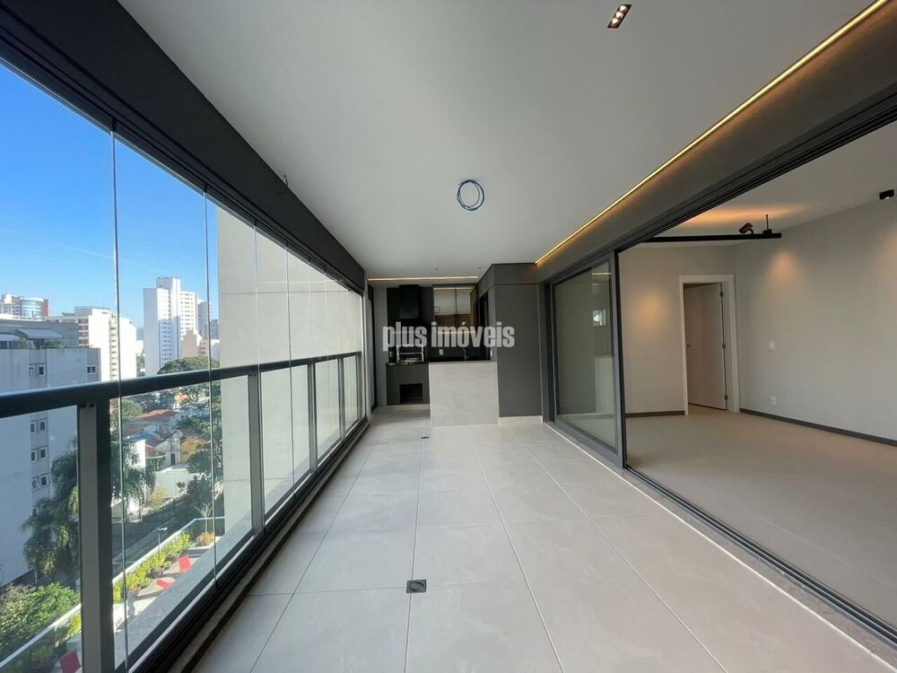 Apartamento à venda com 3 quartos, 162m² - Foto 3