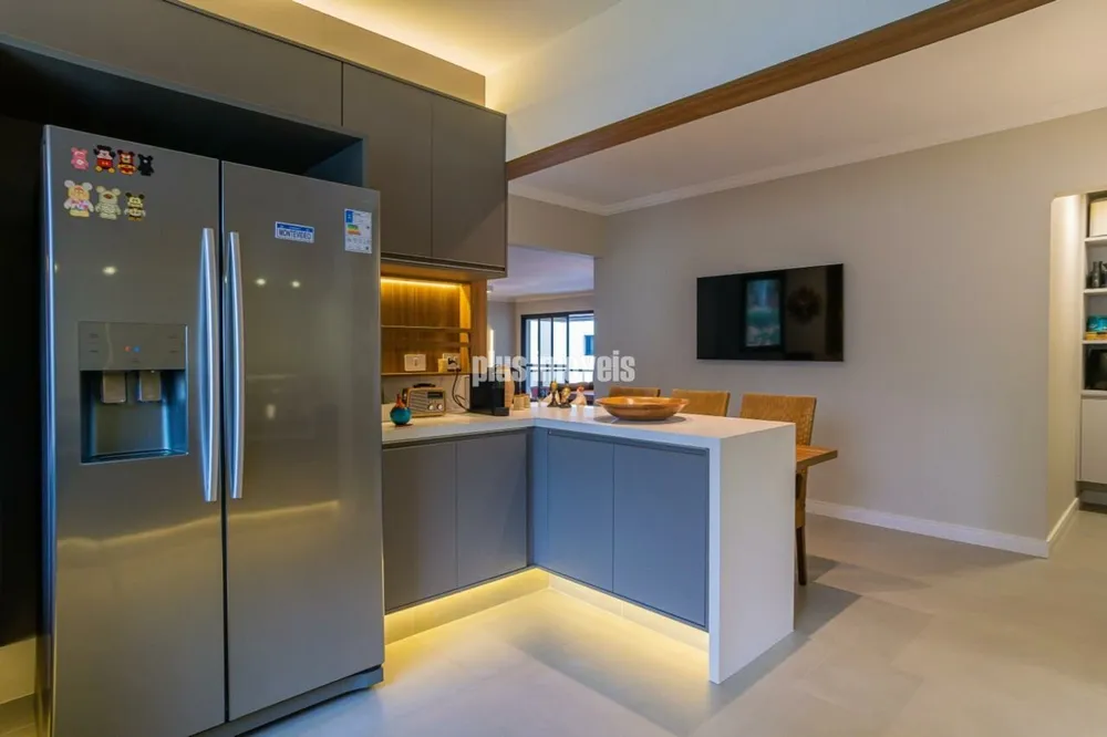 Apartamento, 3 quartos, 236 m² - Foto 1