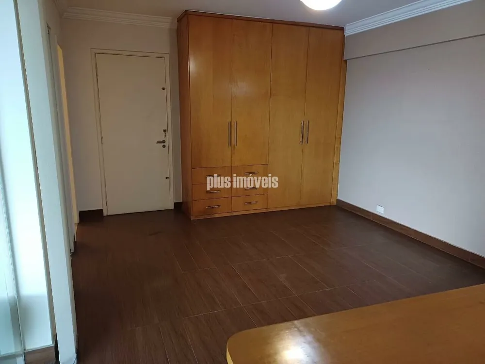 Apartamento, 3 quartos, 230 m² - Foto 1