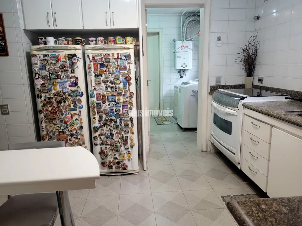 Apartamento, 3 quartos, 220 m² - Foto 1