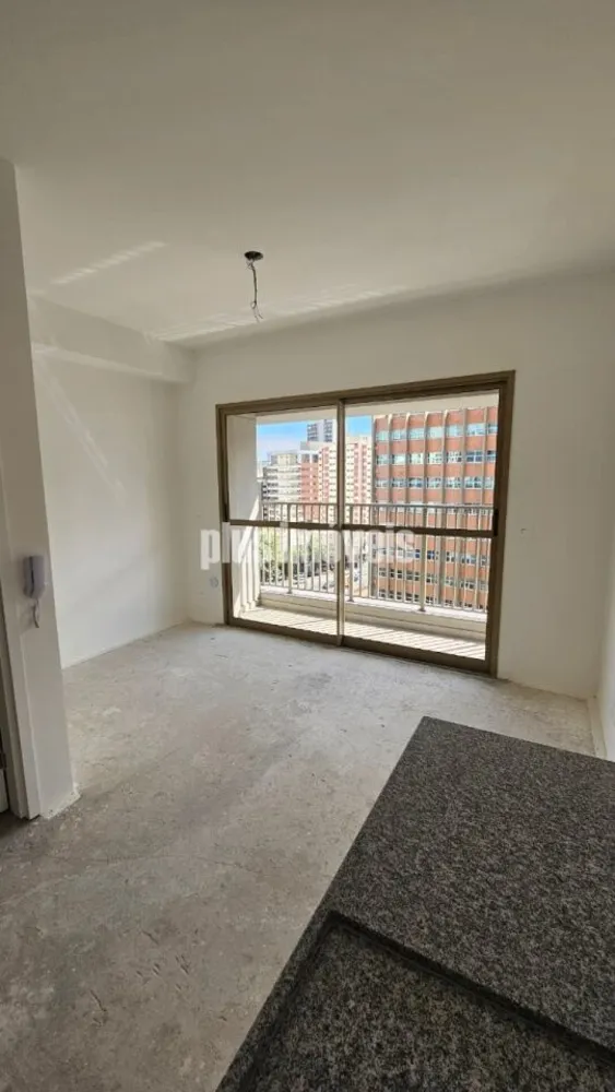 Apartamento, 1 quarto, 27 m² - Foto 2