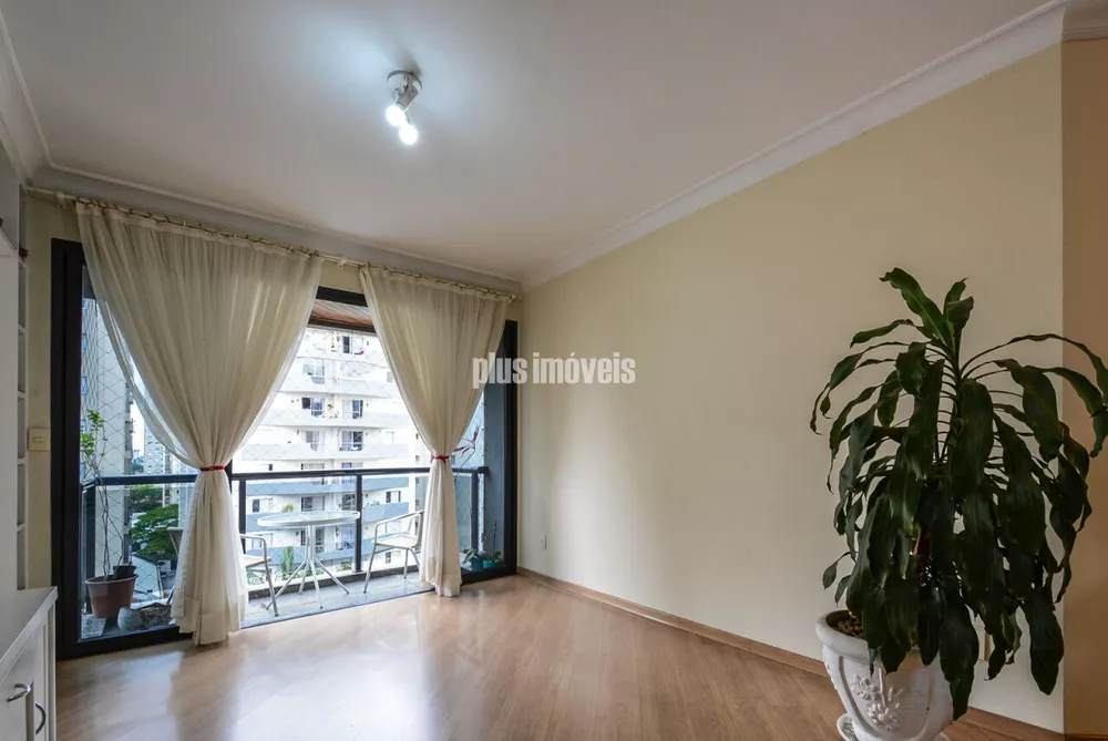 Apartamento à venda com 3 quartos, 115m² - Foto 2