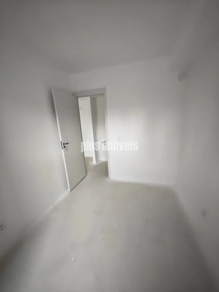 Apartamento, 1 quarto, 27 m² - Foto 2