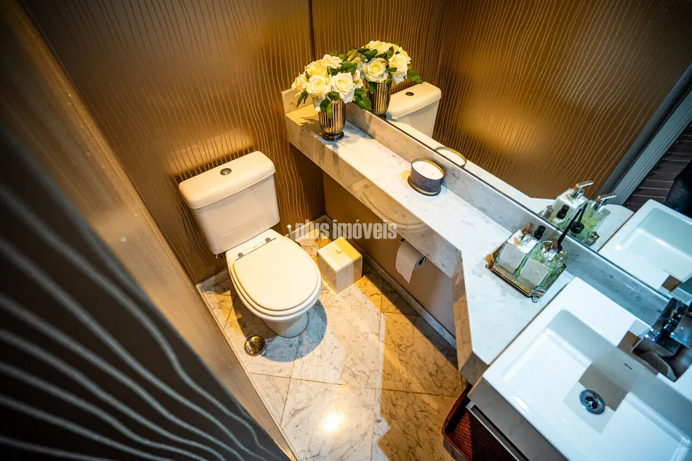 Apartamento, 3 quartos, 212 m² - Foto 1