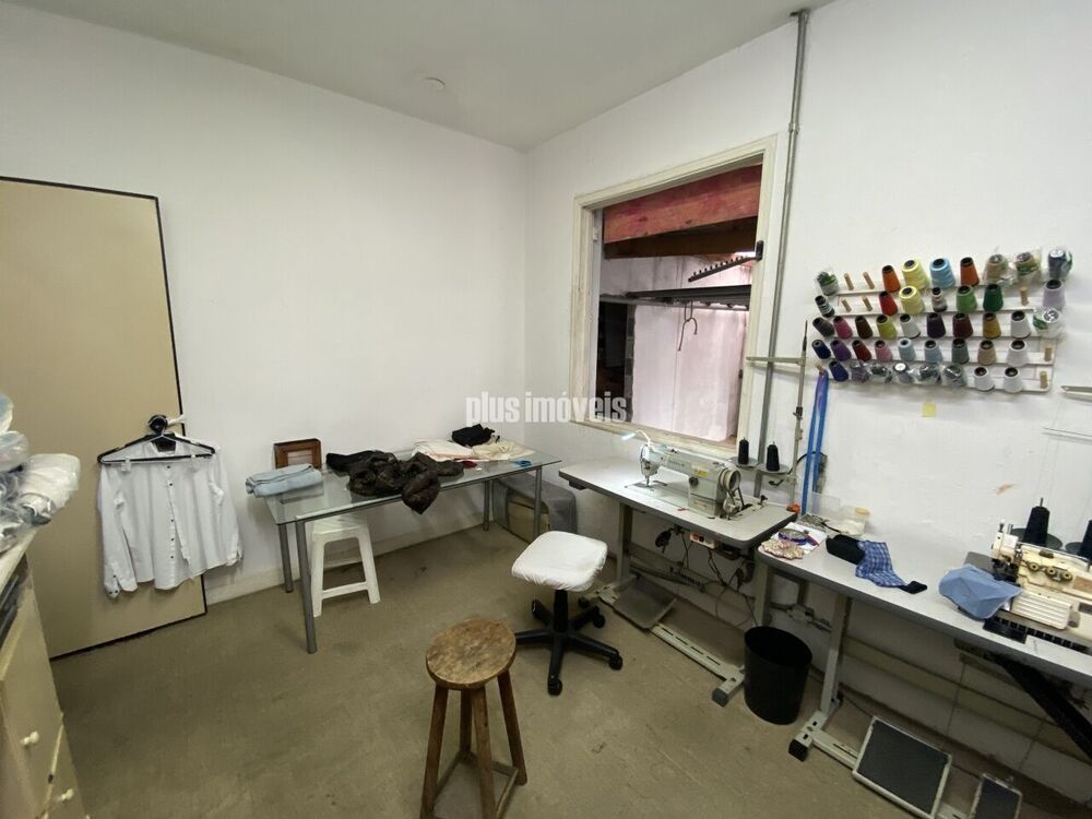 Casa à venda com 4 quartos, 141m² - Foto 12