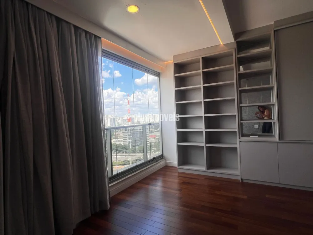 Apartamento, 3 quartos, 252 m² - Foto 3