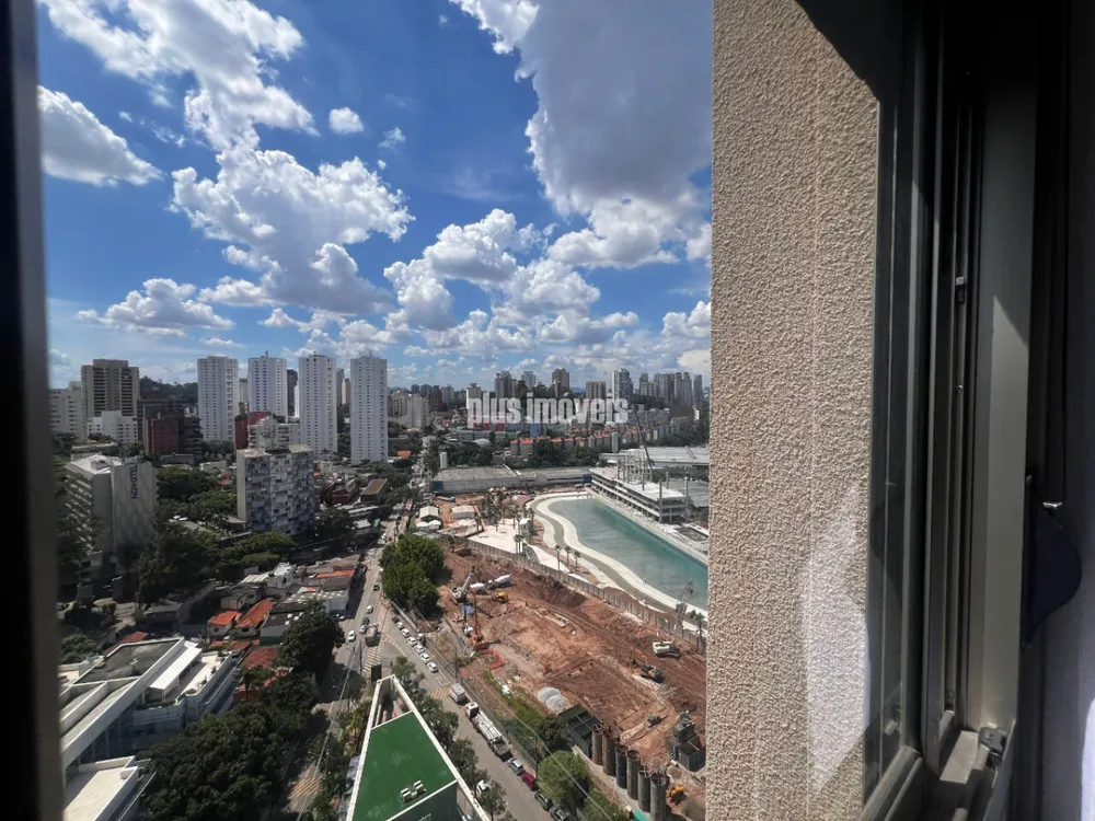 Apartamento, 3 quartos, 252 m² - Foto 1