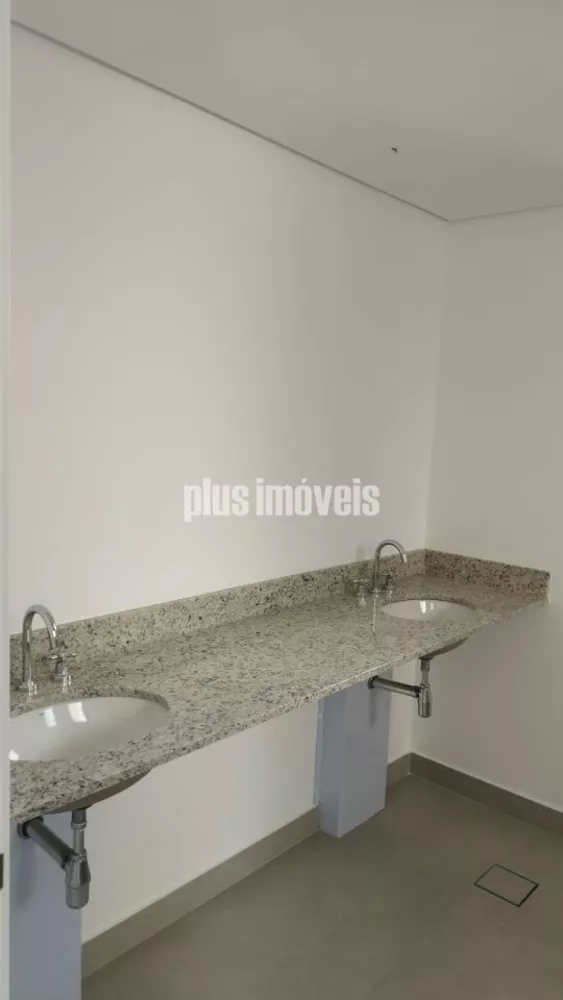 Apartamento à venda com 3 quartos, 189m² - Foto 10