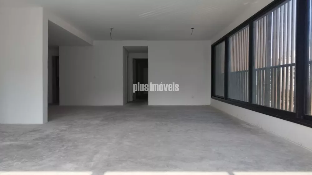 Apartamento à venda com 3 quartos, 189m² - Foto 3