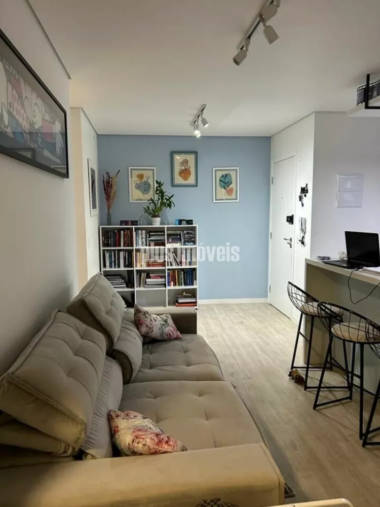 Apartamento à venda com 2 quartos, 63m² - Foto 2